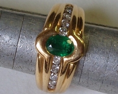 Bague_or_18k_diamants_emeraude1